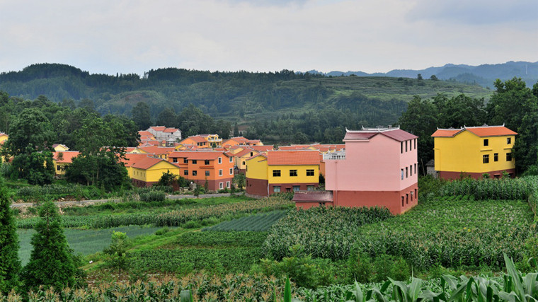 塘约村.jpg