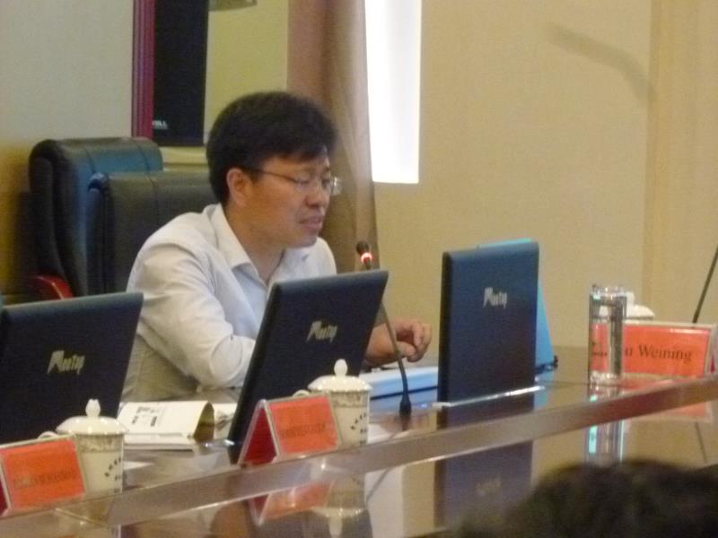 省农委主任助理诸云强做报告.jpg