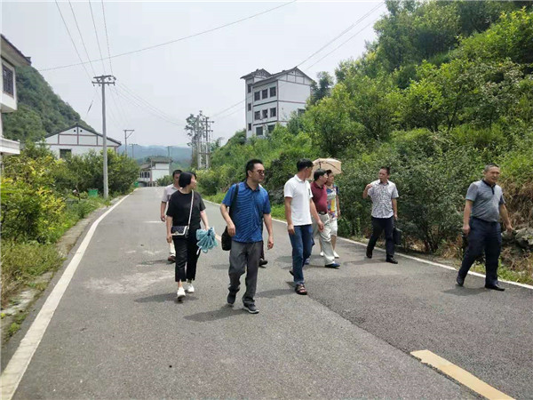 微信图片_20190719152740_副本.jpg